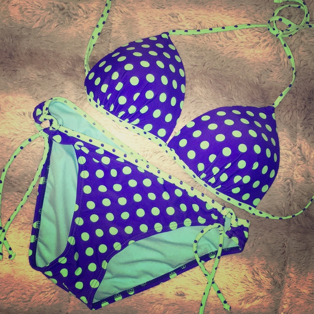 2 piece Swim suit (size M)